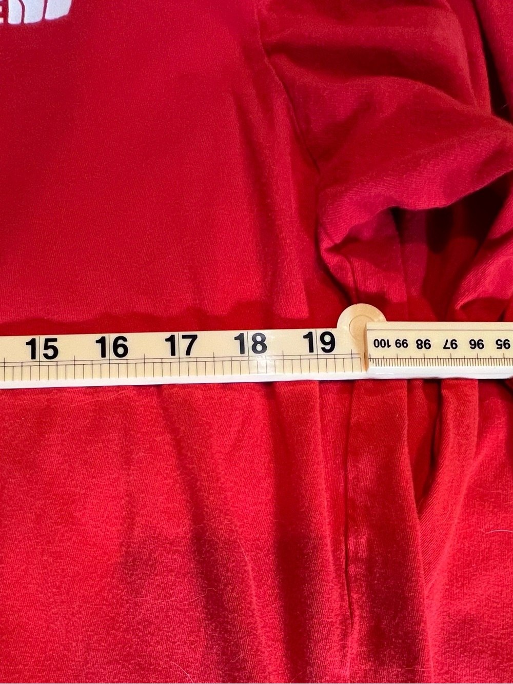 The North Face Men's Evolution Box NSE Regular Long-Sleeve Tee Long-Sleeve Tee.